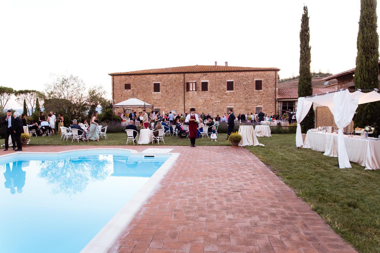 Le Checche Villa Pienza Bagian luar foto